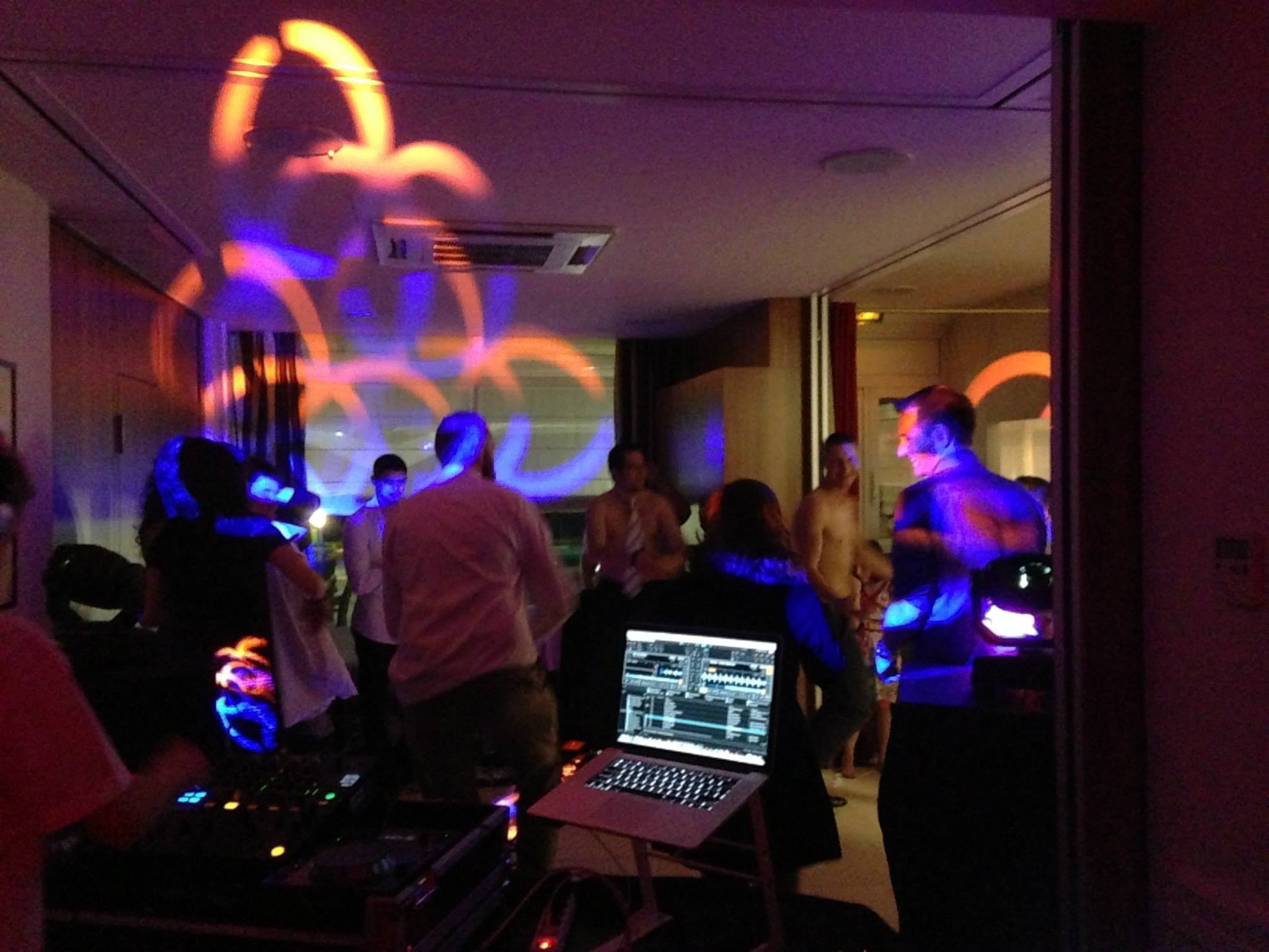 Soirée de mariage animée par un Dj